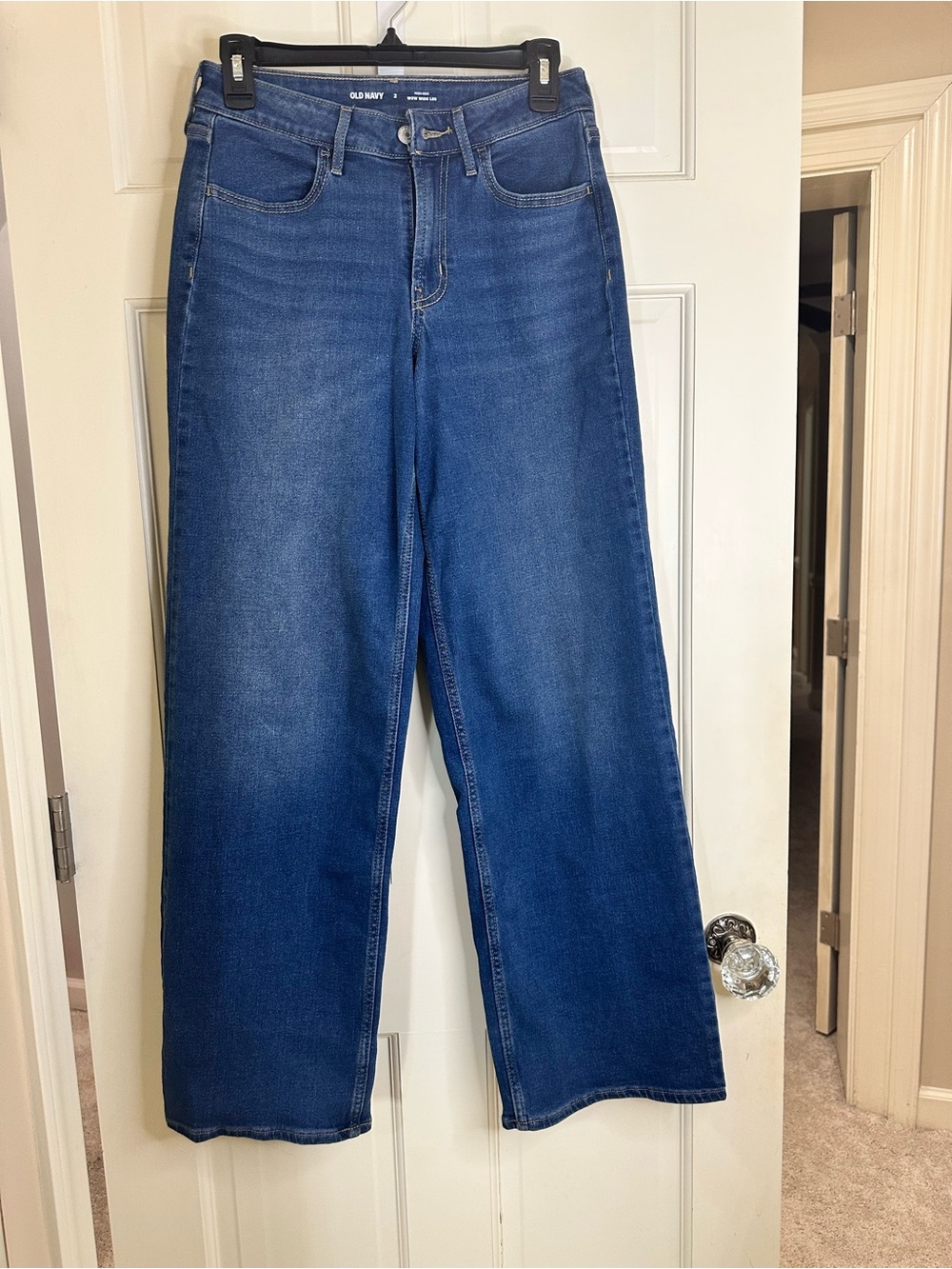 Old Navy High-Rise Wide Leg Jeans - size 2